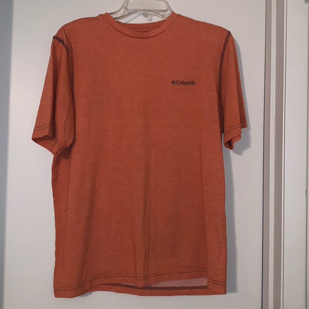 💸 3/$25 Columbia omniwick tshirt